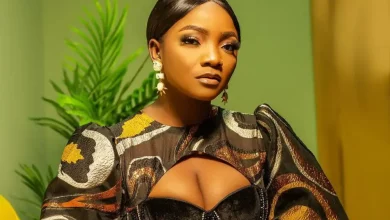 Singer Simi reveals that she never wanted to marry an Artiste